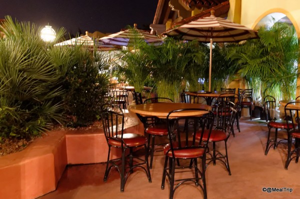 Outdoor tables and tables with umbrellas