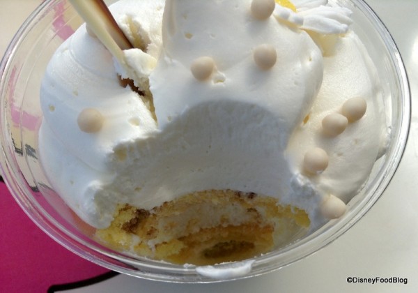 White Chocolate Rabbit Cake Cup layers