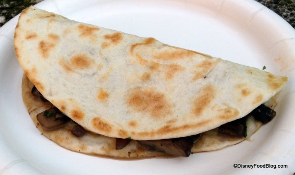 Quesadilla de hongos con queso
