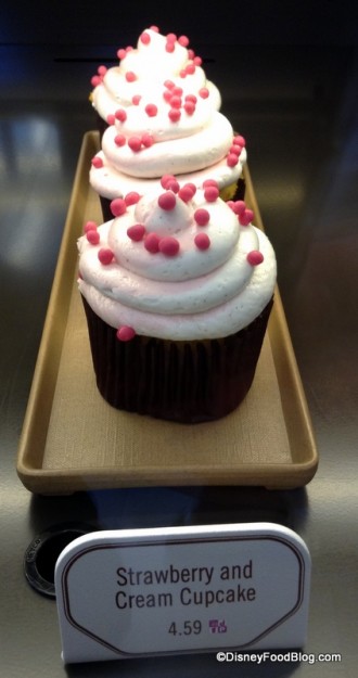 Strawberry and Cream cupcakes in Fountain View case