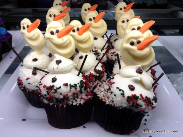 Olaf Carrot Cake Cupcake