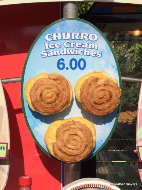 Plastic Churro Ice Cream Sandwich Display