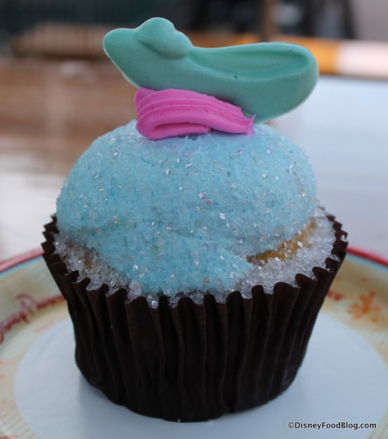 Cinderella cupcake
