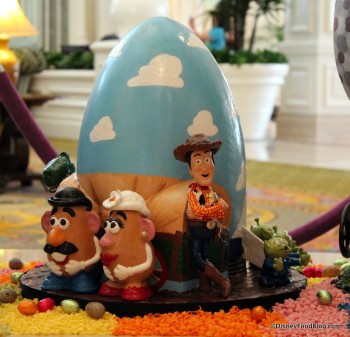Photo Tour The 2015 Grand Floridian Resort Easter Egg Display In Walt photo-tour-the-2015-grand-floridian-resort-easter-egg-display-in-walt