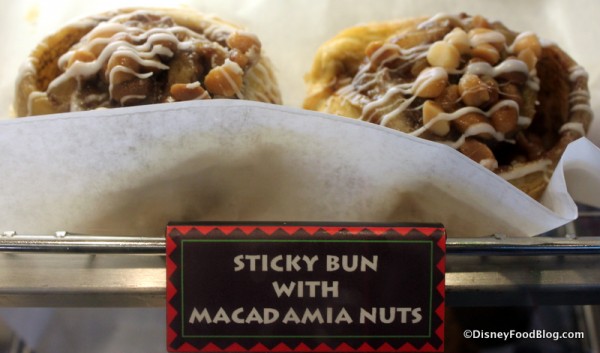 Sticky Bun with Macadamia Nuts