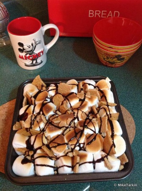 Making the S'mores Bake from Big Thunder Ranch Barbecue at Home