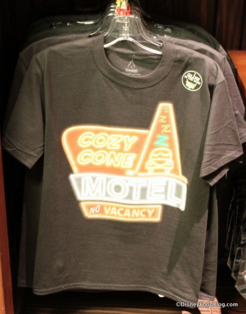 Cozy Cone Motel guys t-shirt