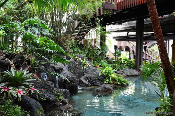 Disney's Polynesian Village Resort Scenery 