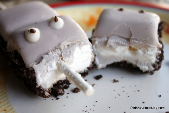 Hippo Marshmallow Cake Pop -- Inside