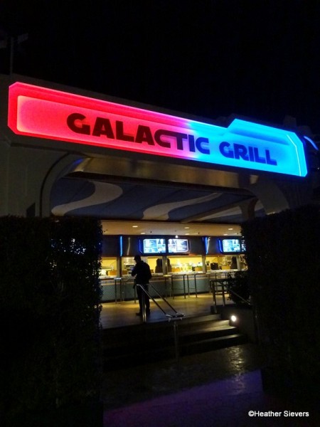 Galactic Grill AT NIGHT!