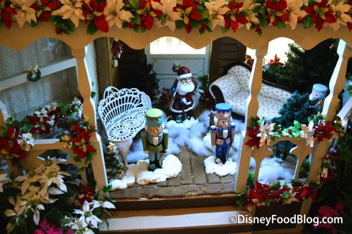 Grand Floridian Gingerbread House details