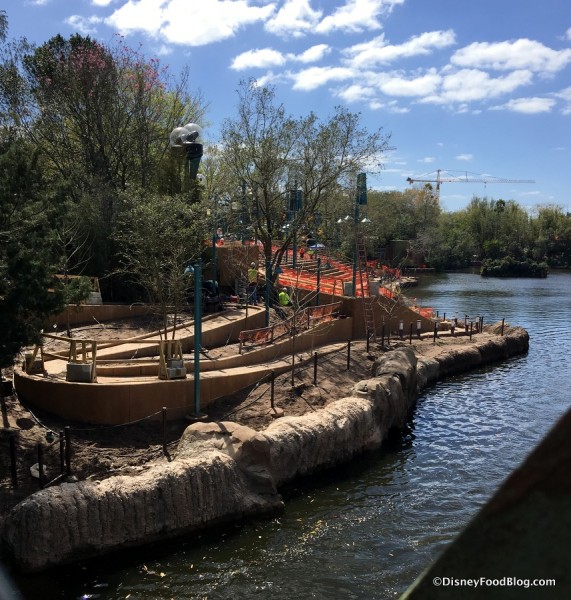 Final weeks of Rivers of Light construction