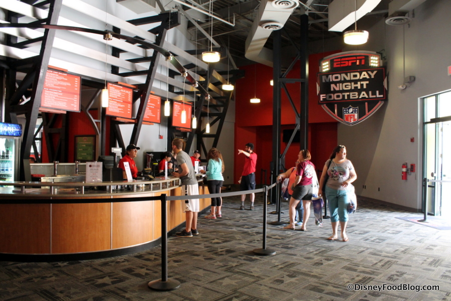 Review: Lunch at ESPN Wide World of Sports Grill in Disney World