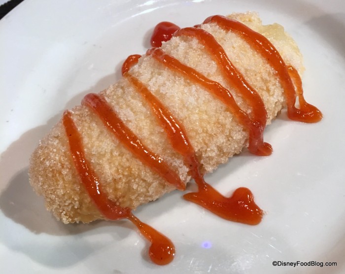 Quesito: Puff Pastry with Sweetened Cream Cheese and Guava Sauce