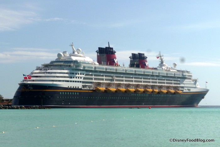 Disney-Wonder-Cruise-Ship-700x467.jpg
