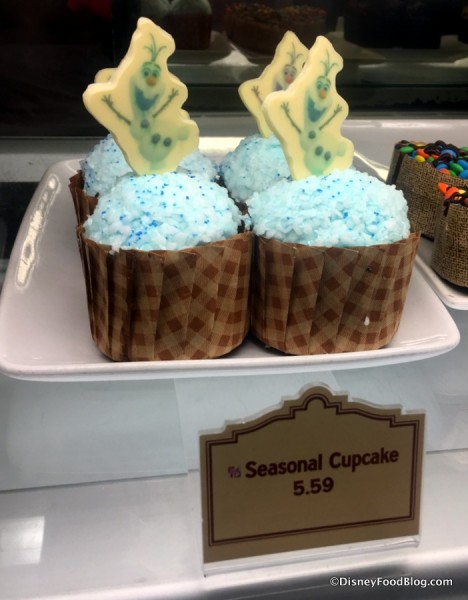 Seasonal Olaf Cupcake
