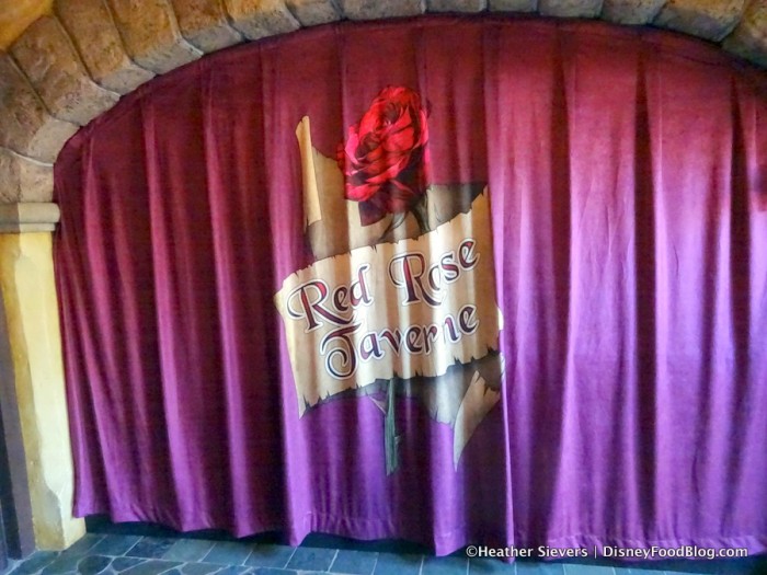 Red Rose Taverne Red Rose Entrance 2