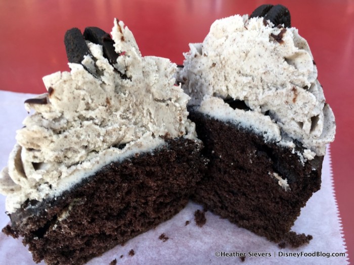 Candy Palace Cookies and Cream Cupcake