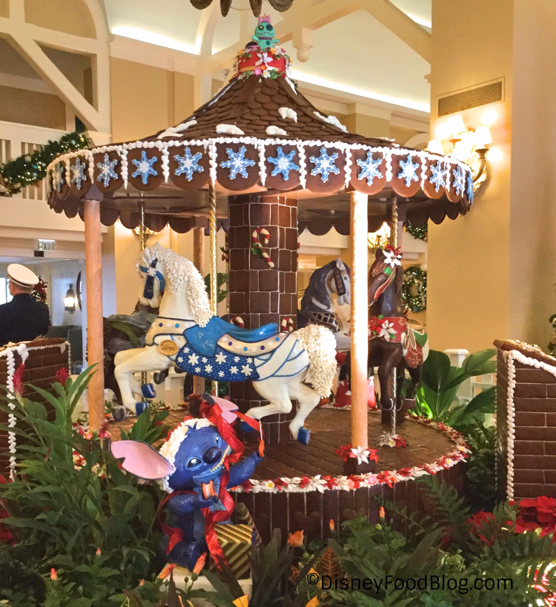 Gingerbread Houses And Holiday Decorations At Disneys Beach Club My ...