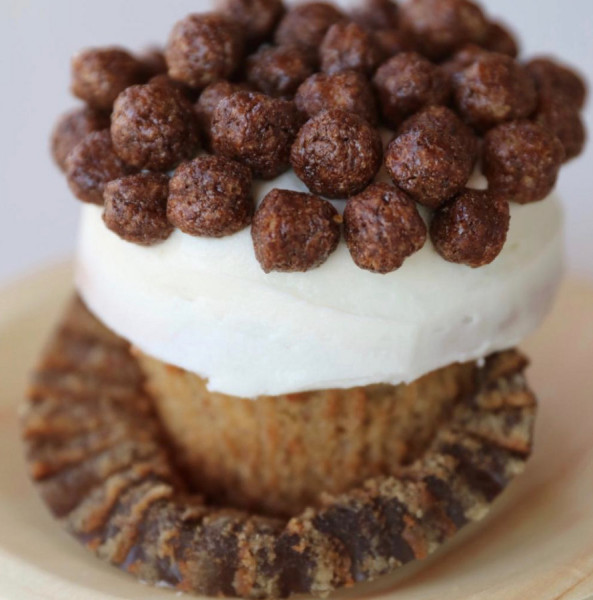 Cocoa Puffs Cupcake @DisneySprings Twitter