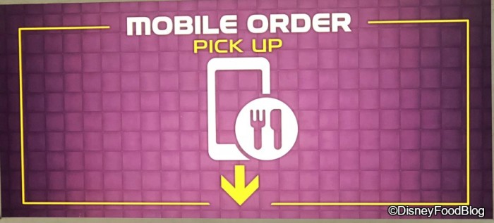 Mobile Ordering Pick Up at Tomorrowland Terrace