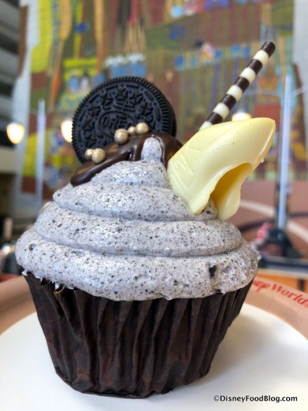 Monorail Cupcake