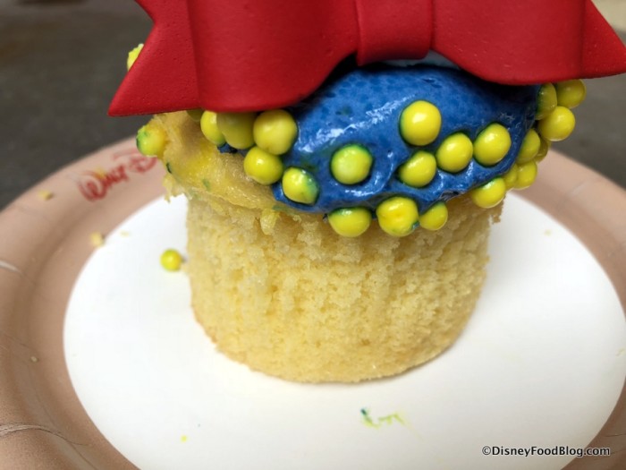 Donald's Dino-Bash Cupcake