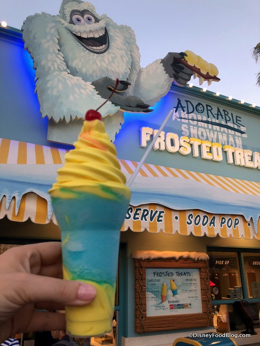 Review! Adorable Snowman Frosted Treats on Pixar Pier at Disney California  Adventure