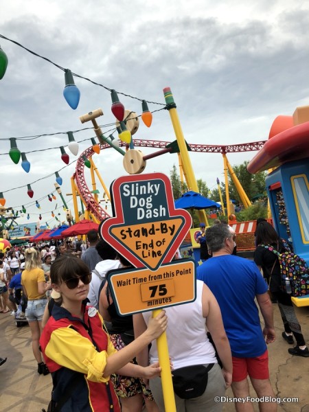 Slinky Dog Dash Wait Time during our Breakfast
