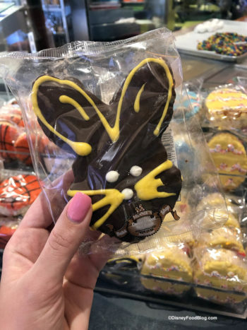 Let's Take a Trip to Goofy's Candy Company in Disney Springs! | the ...