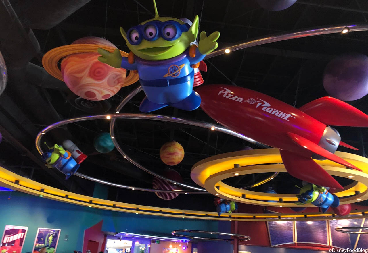Toy Story Pizza Planet Aliens | epicrally.co.uk