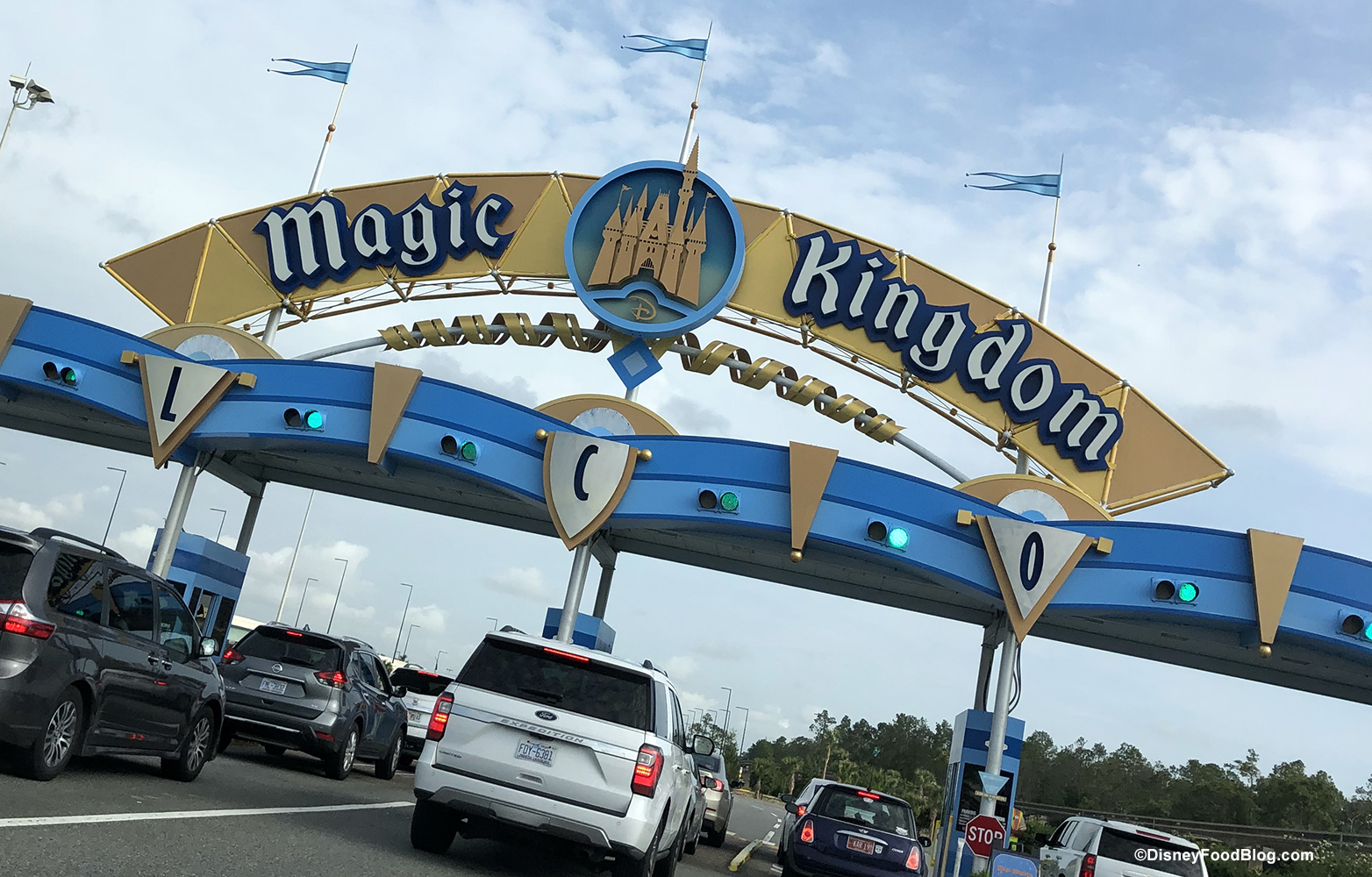 magic kingdom parking toll plaza