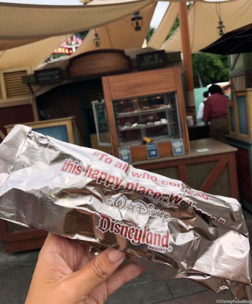 Review: New Hearty Breakfast Chimichanga in Disneyland | the disney