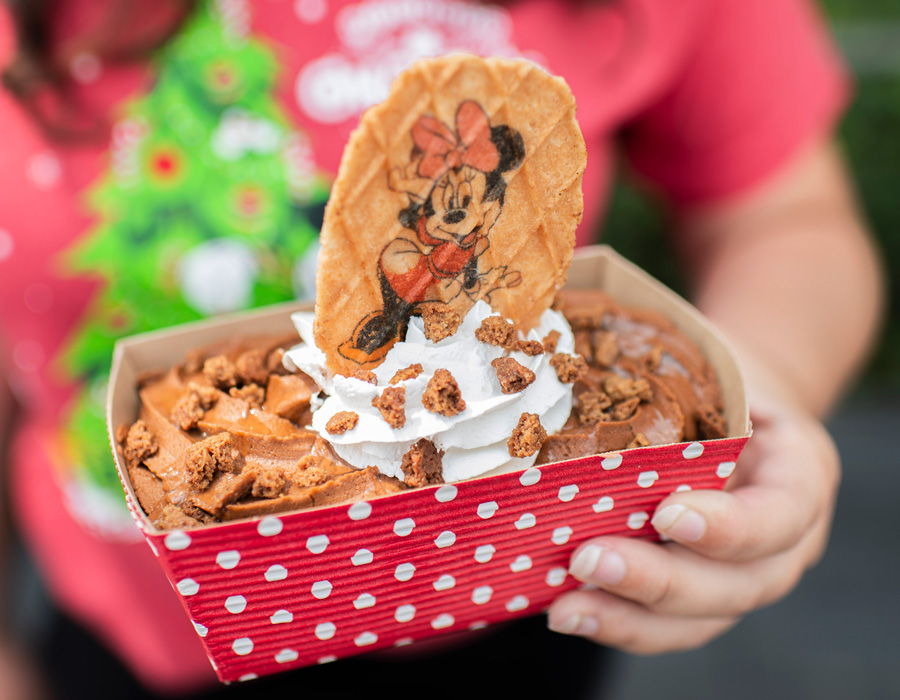 mickey's very merry christmas party food the disney food blog