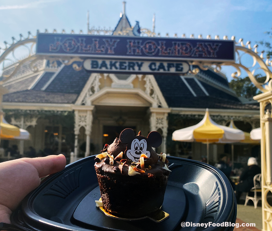We Found A Practically Perfect Chocolate Lover's Dream at Jolly Holiday in  Disneyland! | the disney food blog
