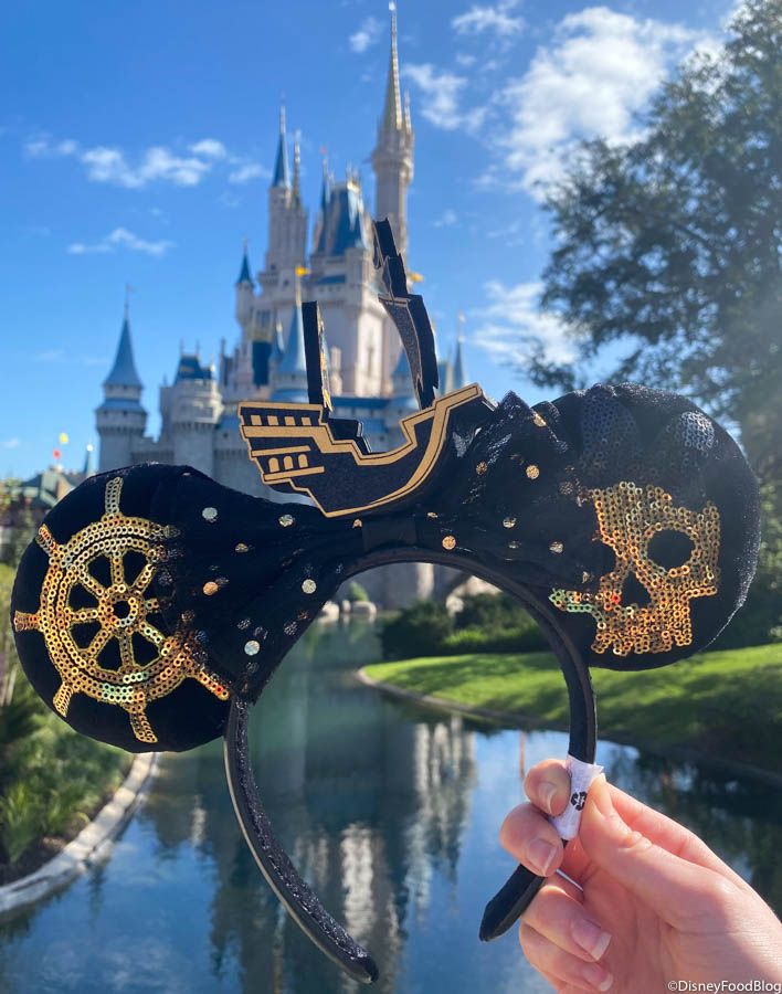 https://www.disneyfoodblog.com/wp-content/uploads/2020/02/Minnie-Mouse-The-Main-Attraction-Series-Pirates-of-the-Caribbean-Minnie-Ears-Magic-Kingdom.jpg
