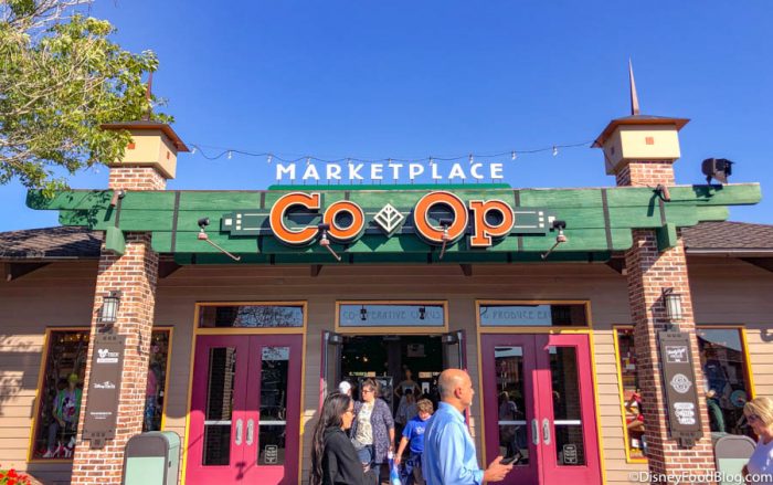 2020-wdw-disney-springs-atmo-marketplace