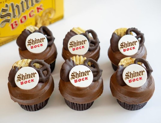 This Disney World Spot Has a Shiner BEER Cupcake That Can Be Ordered Online! 