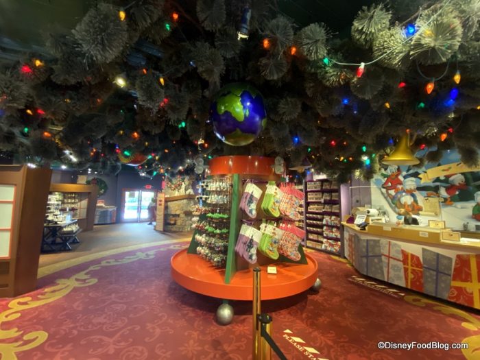 It’s Christmas All Year Long Now That Disney’s Days of Christmas is Reopen in Disney Springs! 