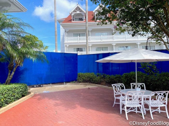PHOTOS! We’ve Got a Closer Look at That Crazy BIG Blue Wall at Disney’s Grand Floridian Resort! 