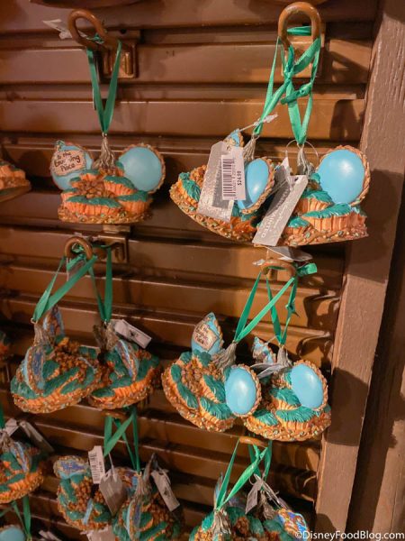 See All of the Splash Mountain Merchandise Available (For Now…) in Magic Kingdom 