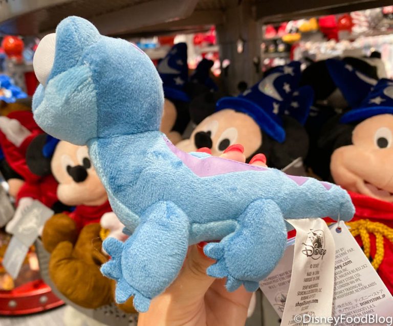 Disney's New Bruni Shoulder Plush is PERFECT for Heading Into the ...