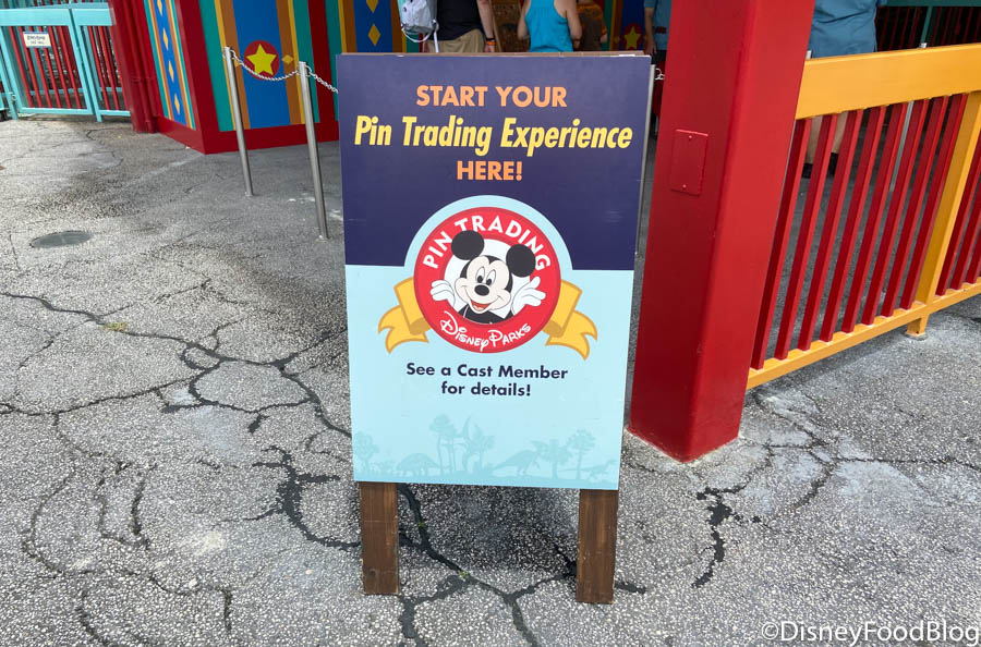 Pin Trading at Disney World In A Pandemic - WDW Magazine
