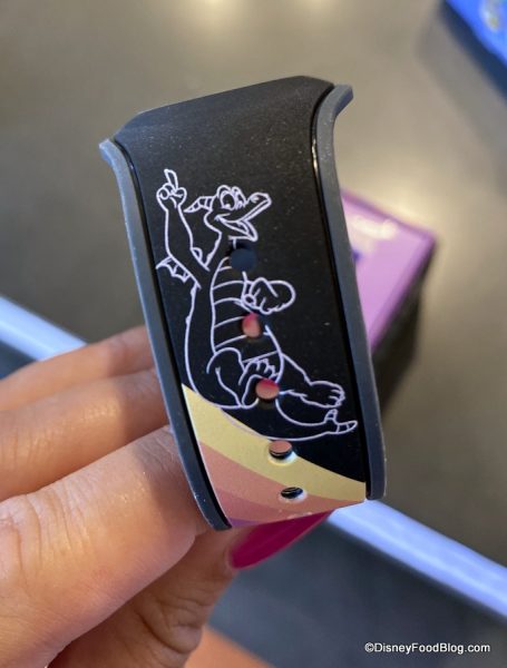 This NEW Limited Edition MagicBand in EPCOT Has Been Flying Off the  Shelves!