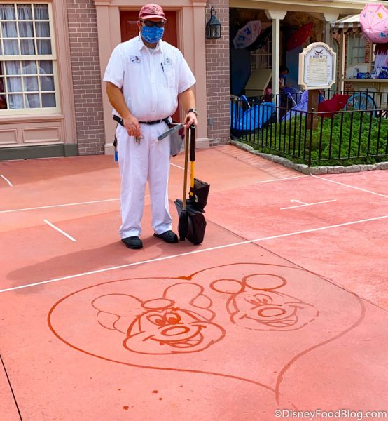 2020-WDW-Magic-Kingdom-Janitor-Custodial