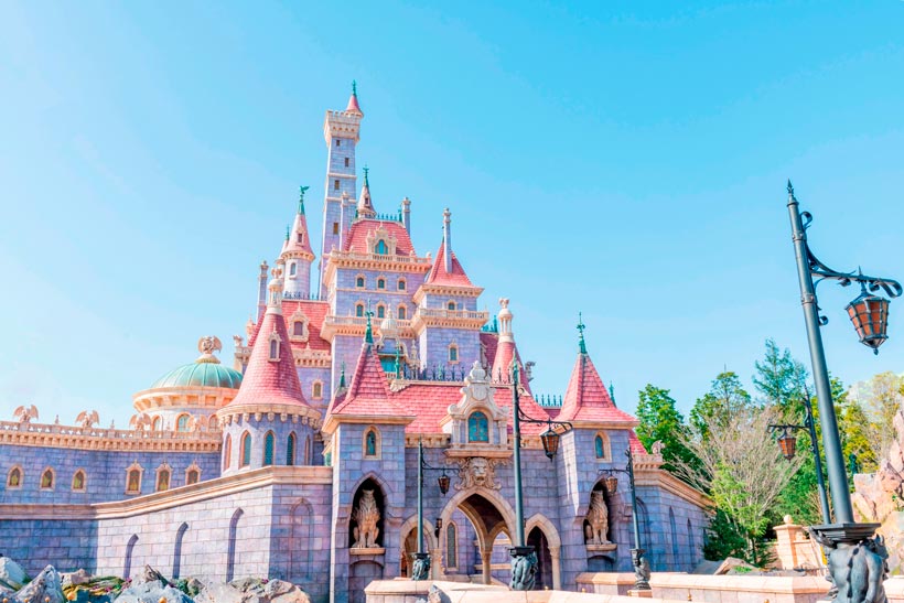 NOV 2020 Disney Resort Beauty and the Beast Magic Attraction TAKARA TOMICA TOMY 