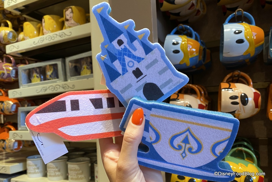 Details about   Disney Kitchen Sponge Set Of 4 Castle/Monorail/Tea Cup/Mickey Balloon NEW 2020 