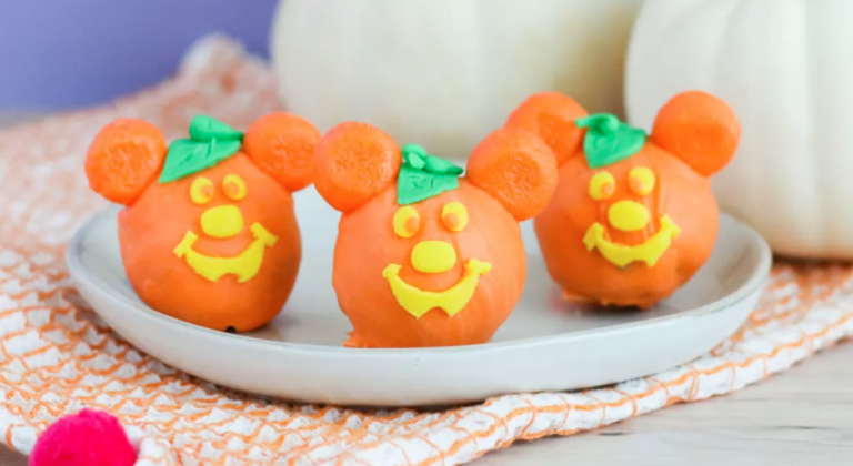 Throw Yourself a Spooky Quarantine Party With These 12 Disney Halloween ...