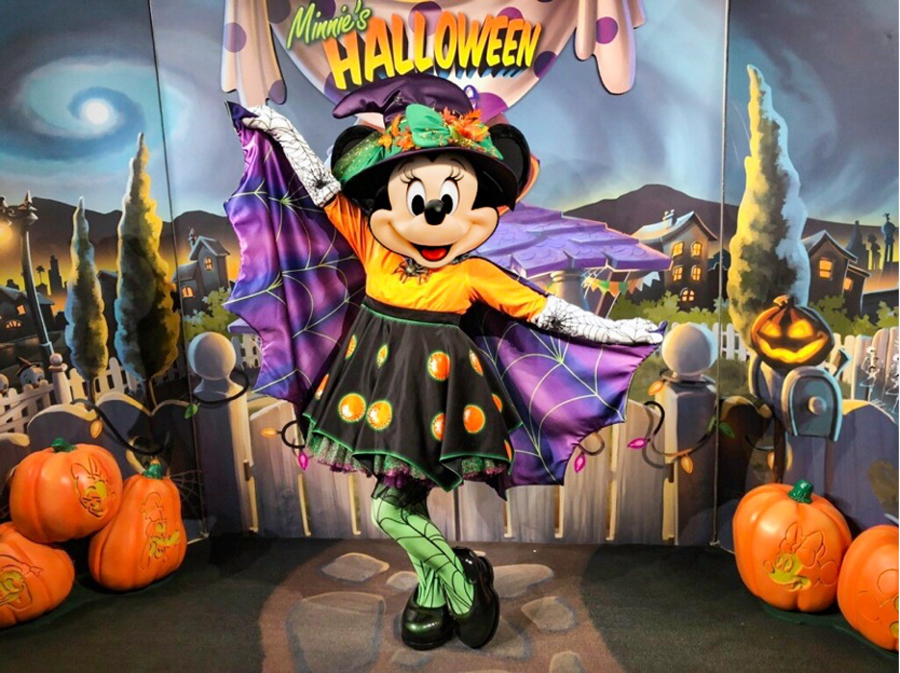 disney halloween theme