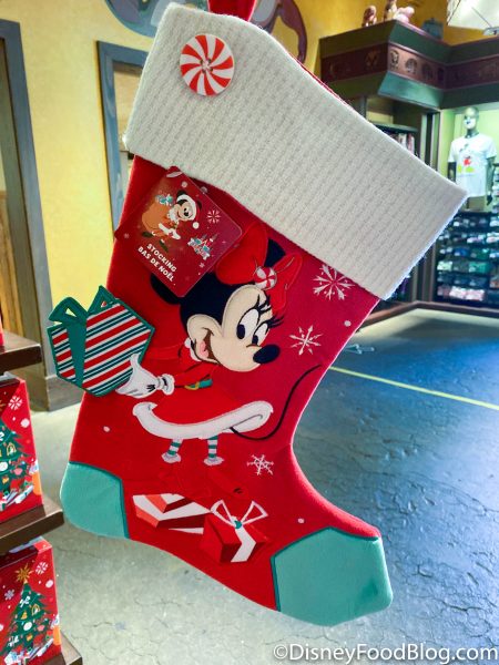 Mickey Mouse Socks Details about   2019 Disney Holiday Stocking Stuffers LR Mystery Pin